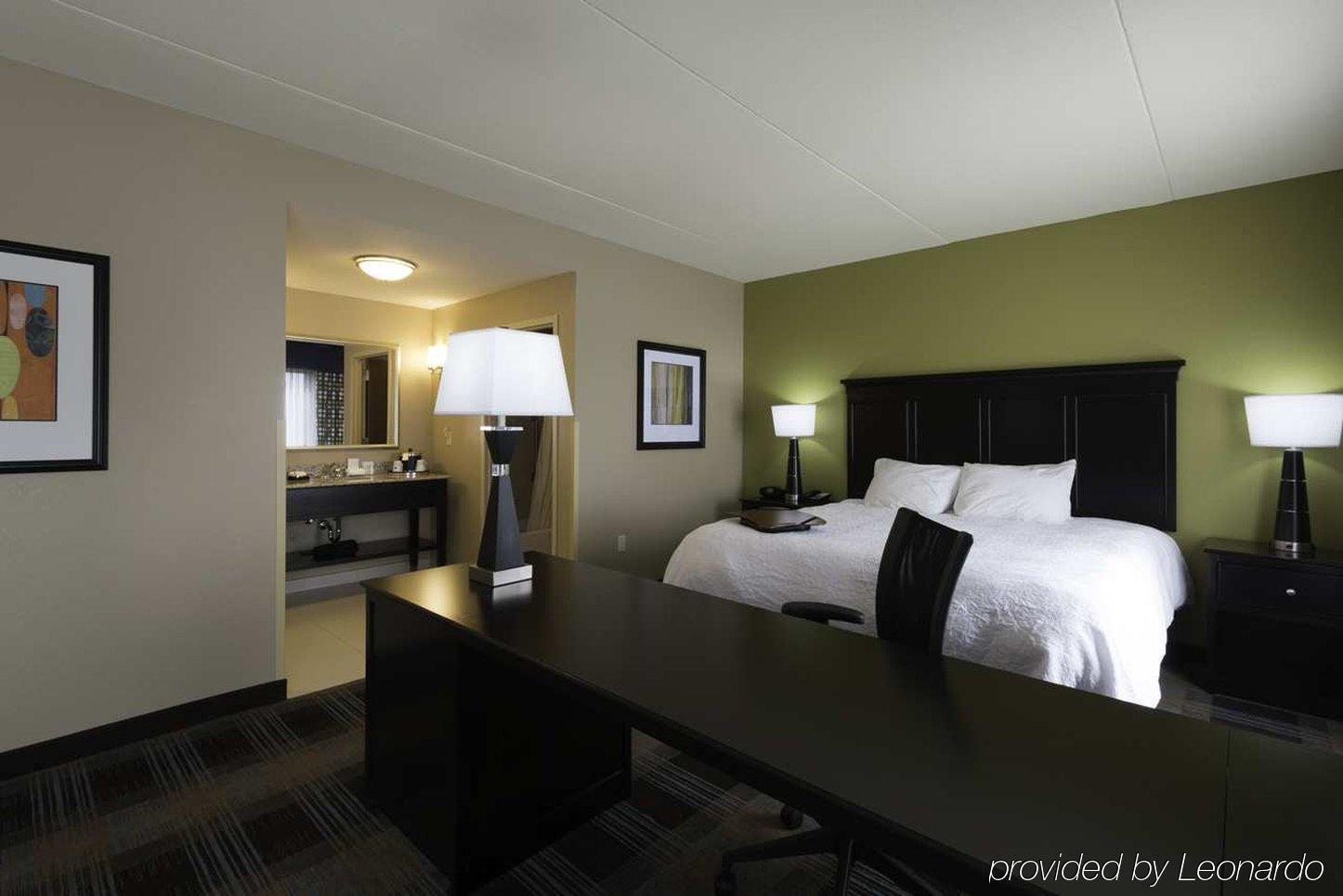 Baymont By Wyndham Clarksville Northeast Bagian luar foto